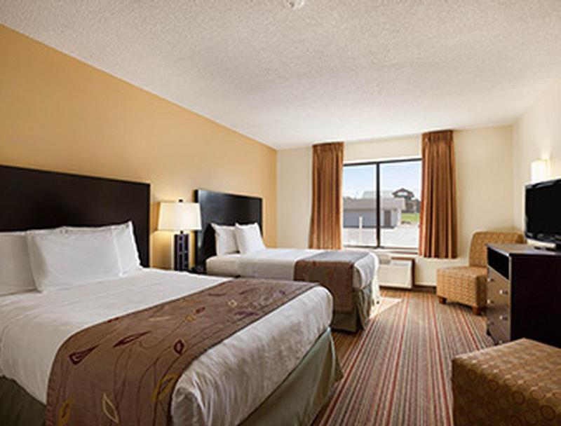รามาดา บาย วินด์แฮม วิสคอนซิน เดลส์ Hotel วิสคอนซินเดลส์ ภายนอก รูปภาพ